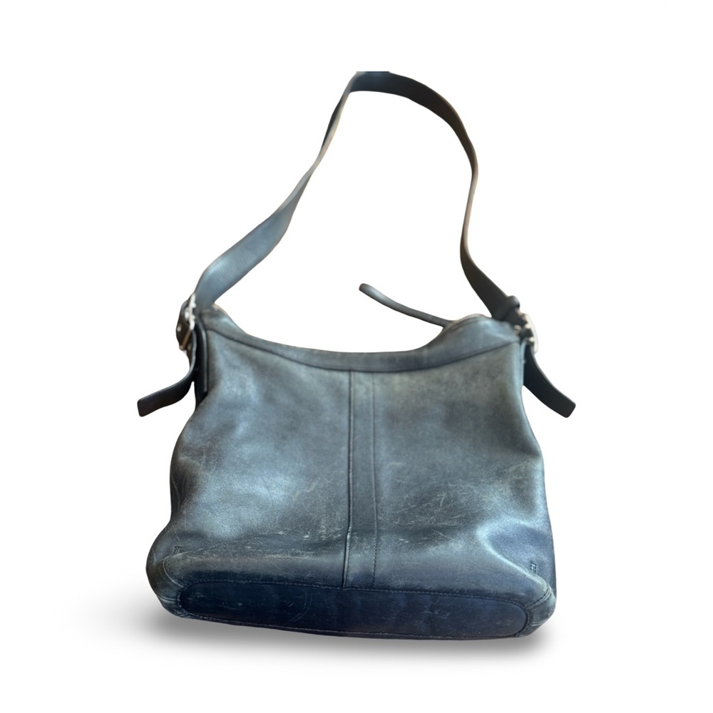 Coach Black Shoulder Bag with Classic Design